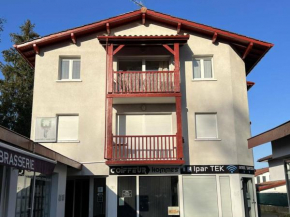 Appartement Cambo-les-Bains, 2 pièces, 2 personnes - FR-1-495-24